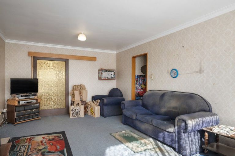 Photo of property in 22 Heather Street, Levin, 5510