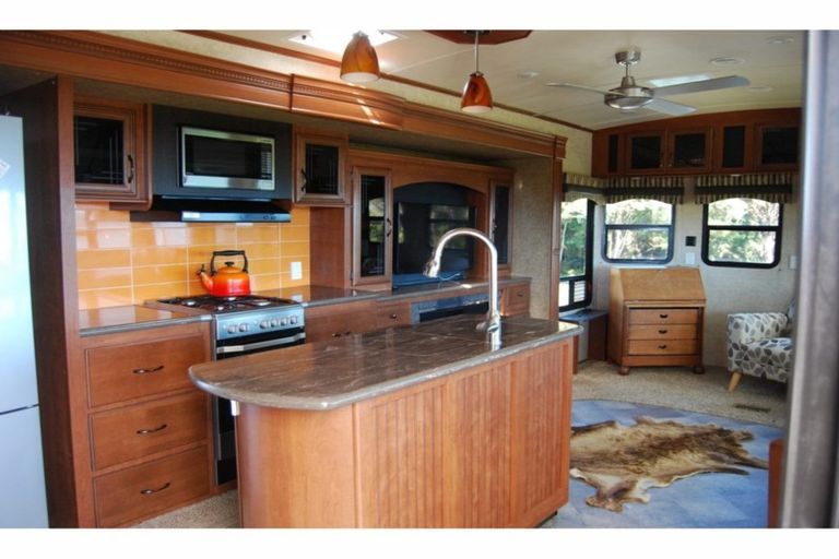 Photo of property in 255 Paroa Bay Road, Russell, 0272