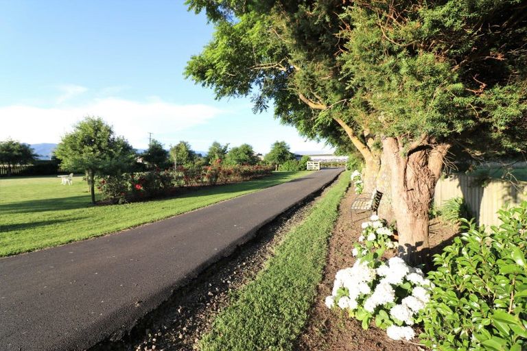 Photo of property in 167 Heretaunga Road, Maharahara, Dannevirke, 4972