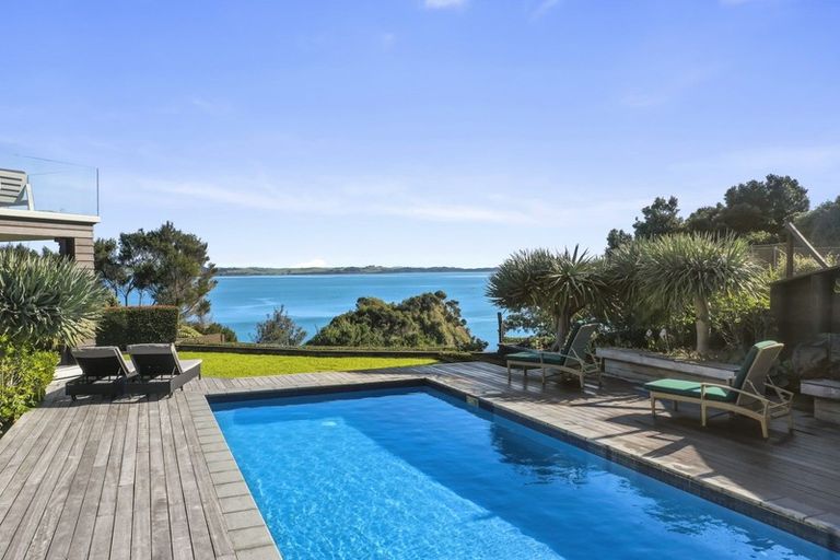 Photo of property in 18b Kaha Place, Russell, 0272