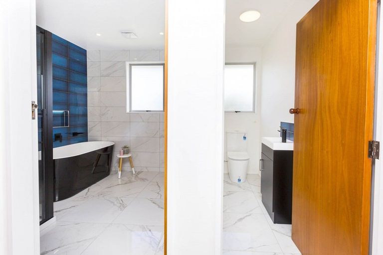 Photo of property in 15 Haylock Grove, Totara Park, Upper Hutt, 5018