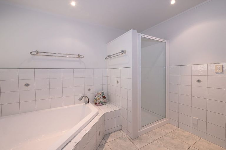 Photo of property in 84 School Road, Paihia, 0200