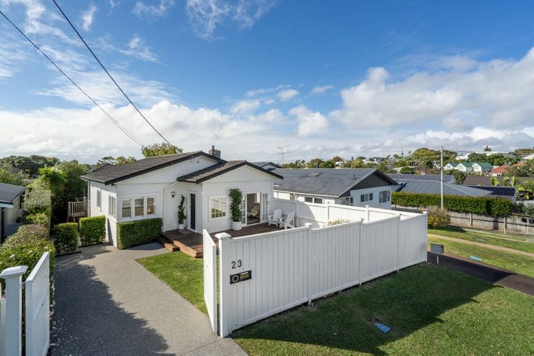 Photo of property in 23b Church Street, Northcote Point, Auckland, 0627