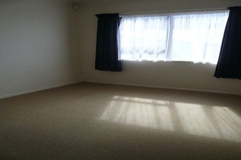 Photo of property in 32a Nalanda Crescent, Broadmeadows, Wellington, 6035