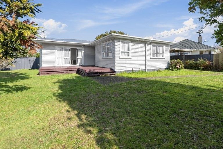 Photo of property in 16 Manuka Crescent, Hillcrest, Rotorua, 3015
