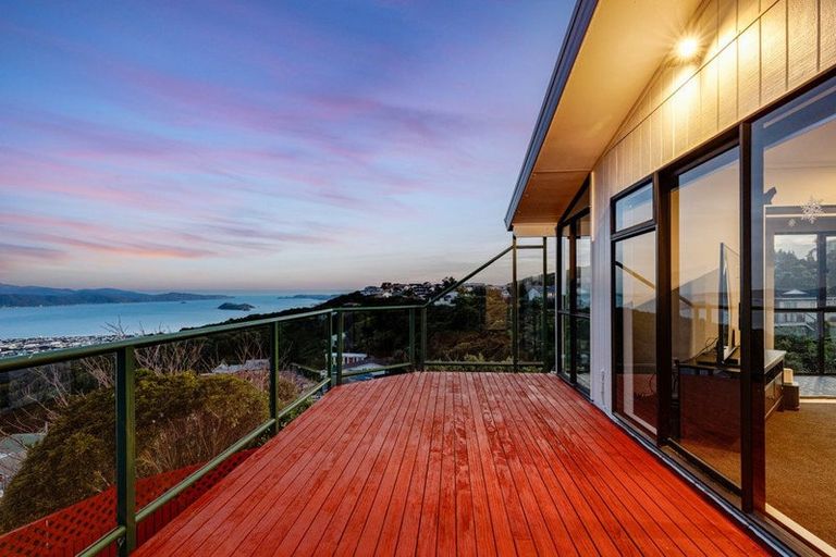 Photo of property in 280 Maungaraki Road, Maungaraki, Lower Hutt, 5010