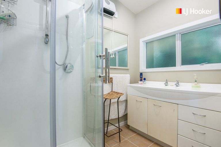 Photo of property in 23 Village Loop Road, Waipori Falls, Outram, 9073