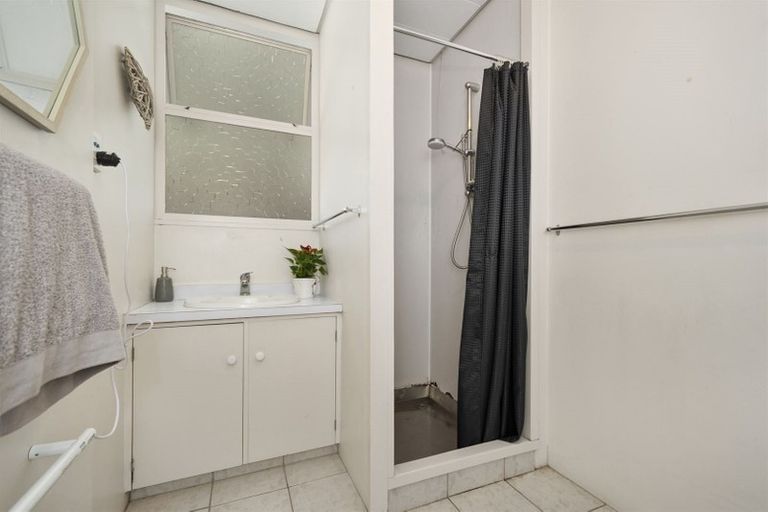 Photo of property in 4 Tahara Crescent, Mount Maunganui, 3116