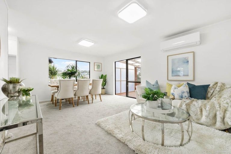 Photo of property in 76 Gallony Avenue, Massey, Auckland, 0614