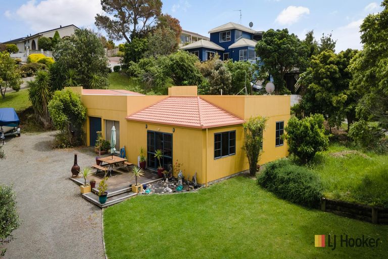 Photo of property in 25 Pohutukawa Drive, Athenree, Katikati, 3177