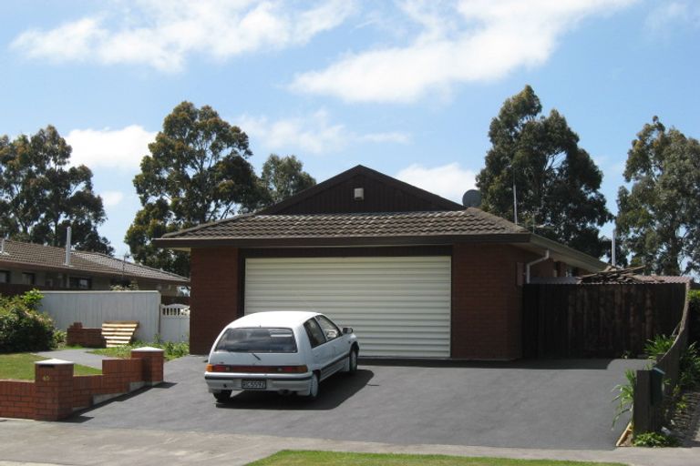 Photo of property in 40 Karnak Crescent, Russley, Christchurch, 8042