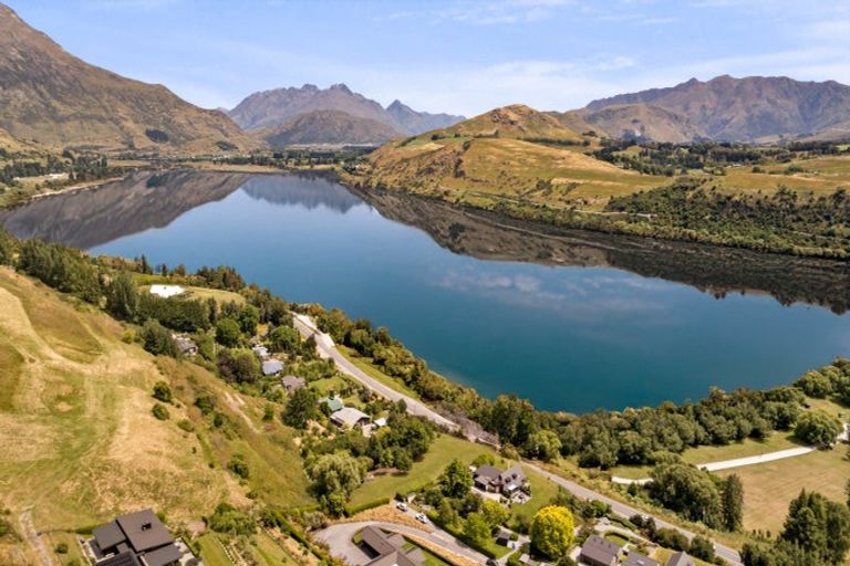 Photo of property in 18 Wilding Road, Lake Hayes, Queenstown, 9371