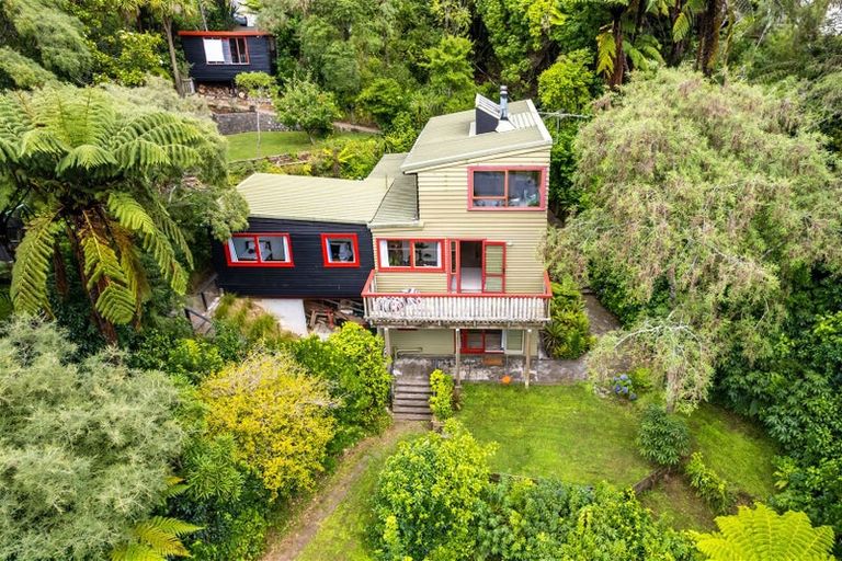 Photo of property in 63 Wyndham Road, Pinehaven, Upper Hutt, 5019