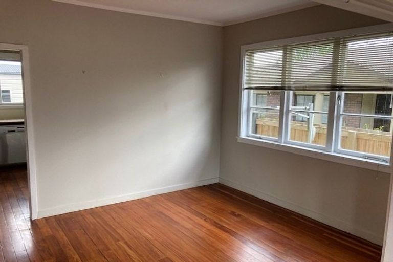 Photo of property in 14a Herbert Road, Queenwood, Hamilton, 3210