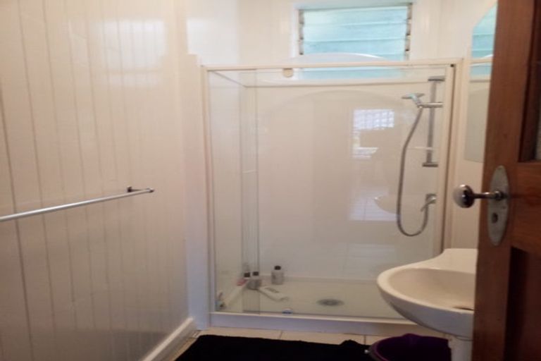 Photo of property in 48 Aurora Terrace, Kelburn, Wellington, 6012