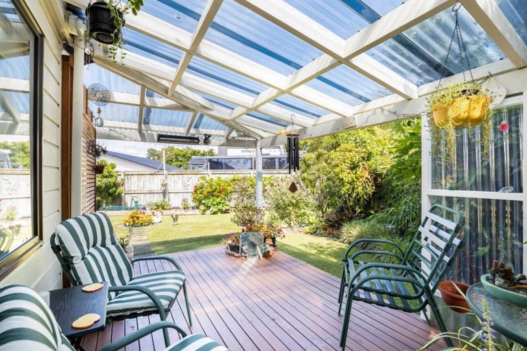 Photo of property in 3 Ngarue Place, Waitara, 4320