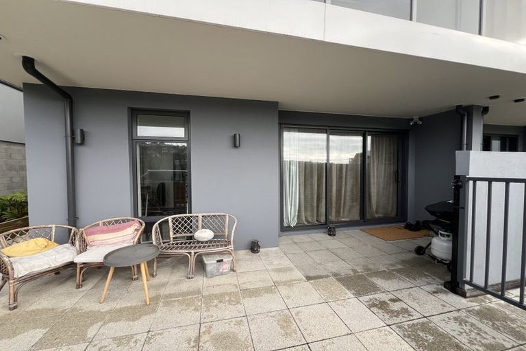 Photo of property in 1/65 Tiketike Way, Brooklyn, Wellington, 6021