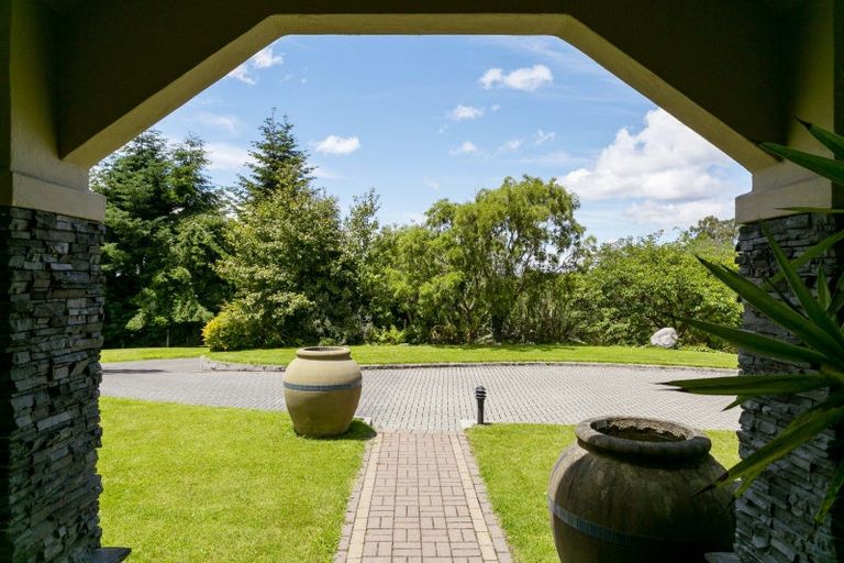 Photo of property in 214 Mapara Road, Acacia Bay, Taupo, 3385