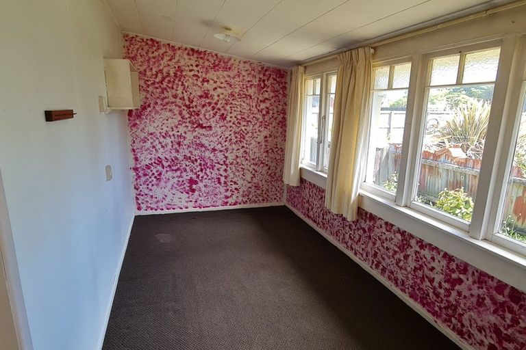 Photo of property in 80 Romilly Street, Westport, 7825