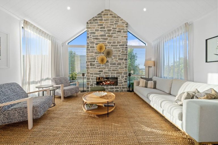 Photo of property in 5 Winstone House Road, Paerata, 2124