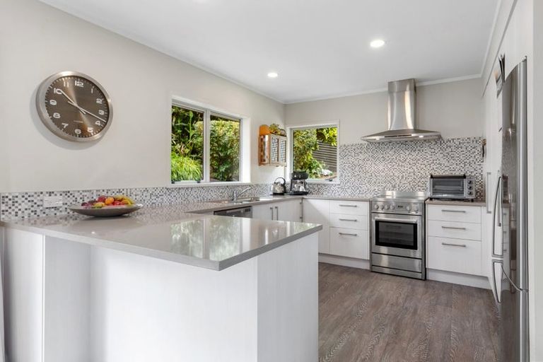 Photo of property in 15a Otumoetai Road, Judea, Tauranga, 3110