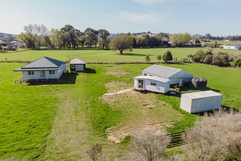 Photo of property in 42b Watsons Road, Te Ore Ore, Masterton, 5886