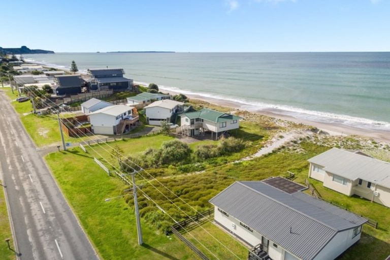 Photo of property in 425 Pukehina Parade, Pukehina, Te Puke, 3189