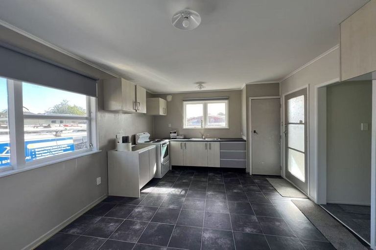 Photo of property in 4 Wickman Way, Mangere East, Auckland, 2024
