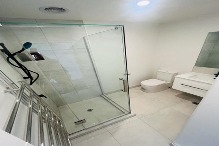 Photo of property in 2/23 Winton Street, St Albans, Christchurch, 8014