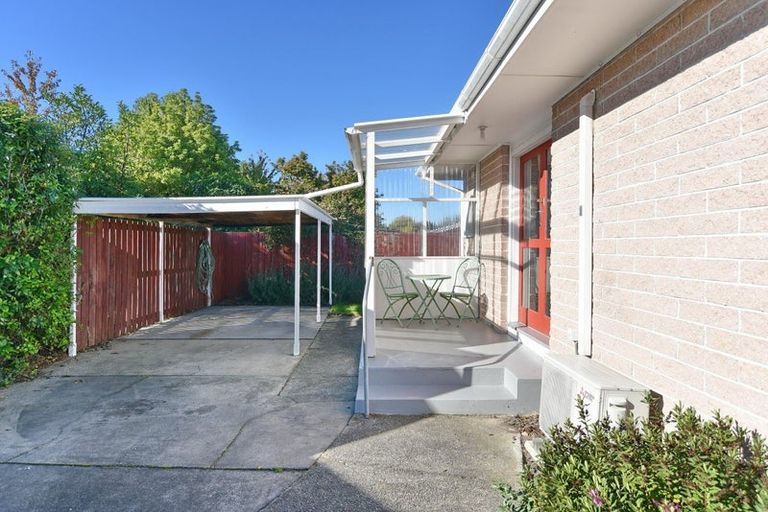 Photo of property in 10b Mcalpine Place, Rangiora, 7400