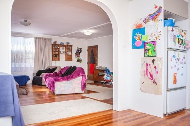 Photo of property in 52 Belair Avenue, Blagdon, New Plymouth, 4310