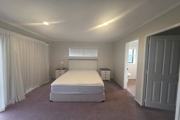 Photo of property in 17 Andalusian Place, Papamoa Beach, Papamoa, 3118