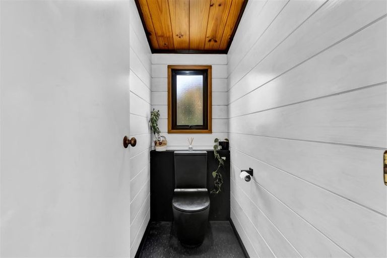 Photo of property in 11 Erica Place, Bell Block, New Plymouth, 4312