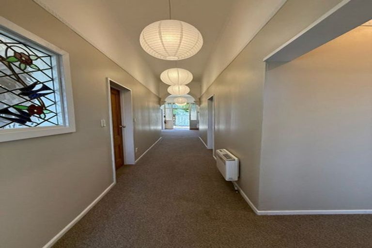 Photo of property in 66 Central Terrace, Kelburn, Wellington, 6012