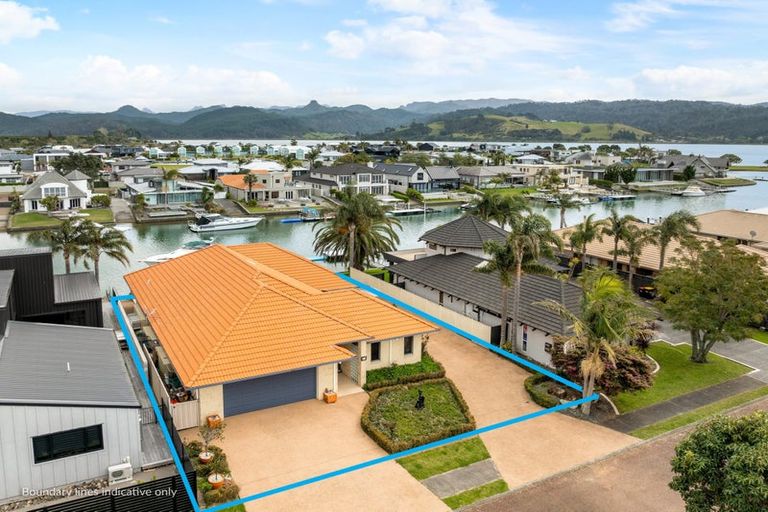 Photo of property in 125 Motu Capri, Pauanui, Hikuai, 3579