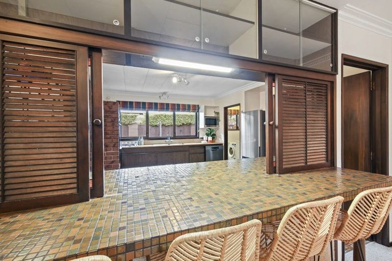 Photo of property in 18 Hawkswood Place, Avonhead, Christchurch, 8042