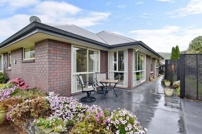 Photo of property in 66 Mauger Drive, Heathcote Valley, Christchurch, 8022