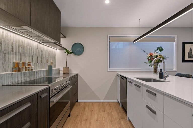 Photo of property in 19 Macville Road, Mount Maunganui, 3116