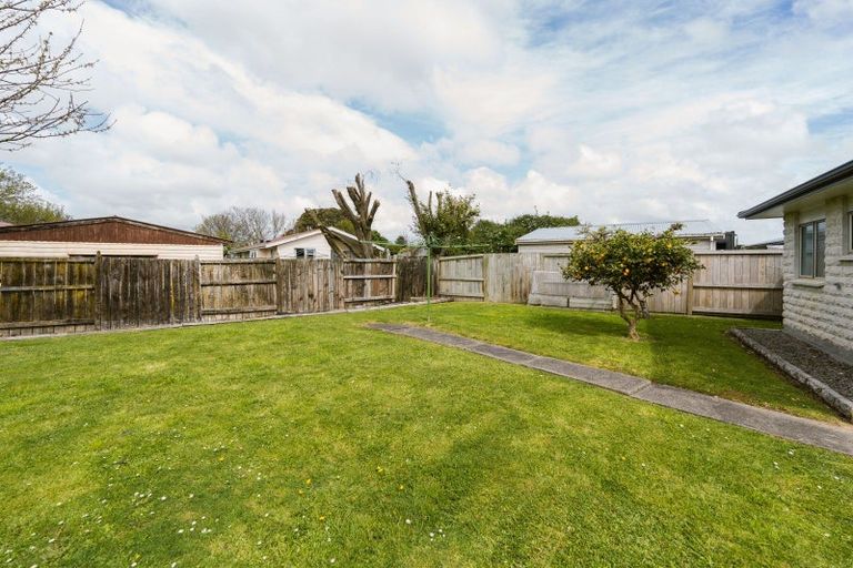 Photo of property in 8 Chelmarsh Place, Highbury, Palmerston North, 4412