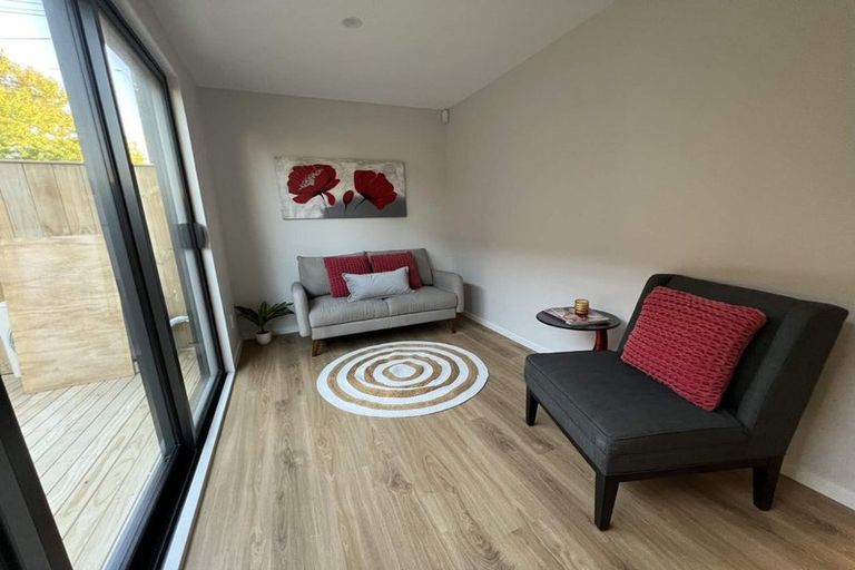 Photo of property in 2/30 Woodford Avenue, Henderson, Auckland, 0610