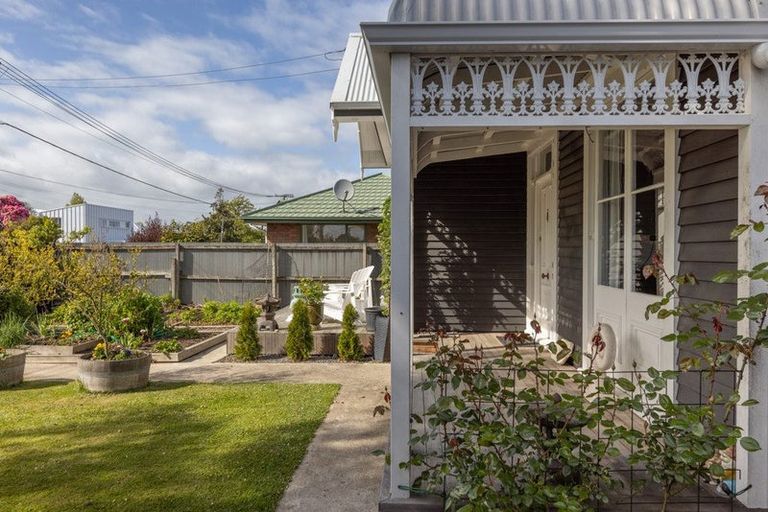 Photo of property in 47 Cleveland Street, Edgeware, Christchurch, 8013