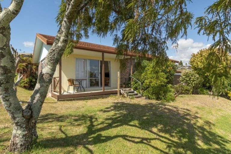 Photo of property in 4a Ruamoana Place, Omokoroa, 3114
