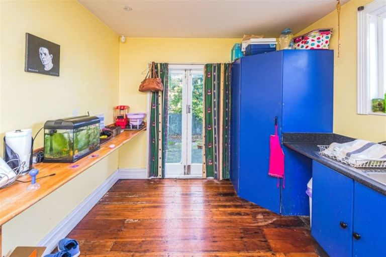 Photo of property in 33 Gibson Street, Aramoho, Whanganui, 4500