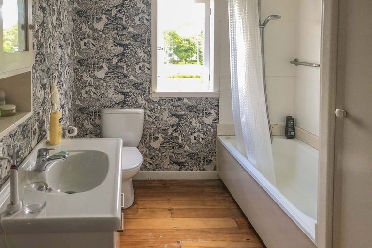 Photo of property in 69 Howard Road, Orere Point, 2585