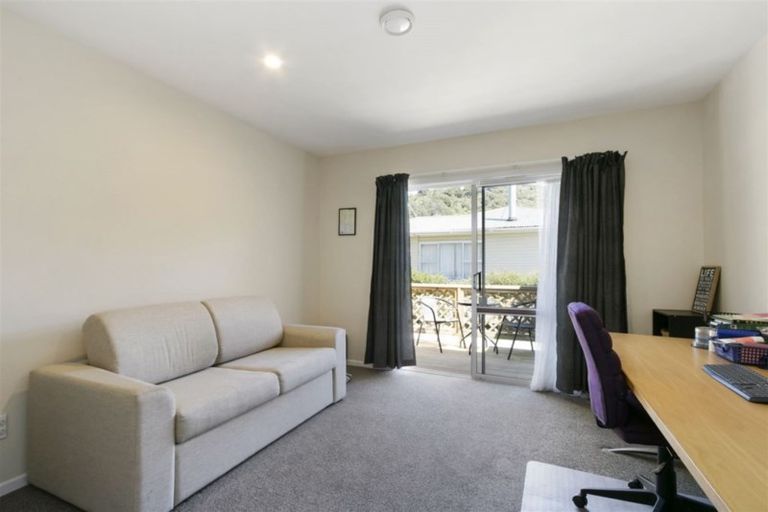 Photo of property in 7 Norfolk Street, Wainuiomata, Lower Hutt, 5014