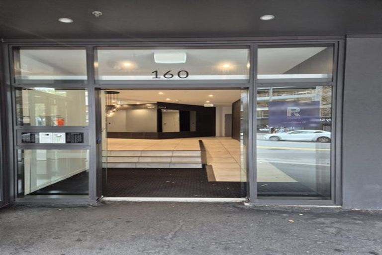 Photo of property in Pinnacle Apartments, W704/160 Victoria Street, Te Aro, Wellington, 6011