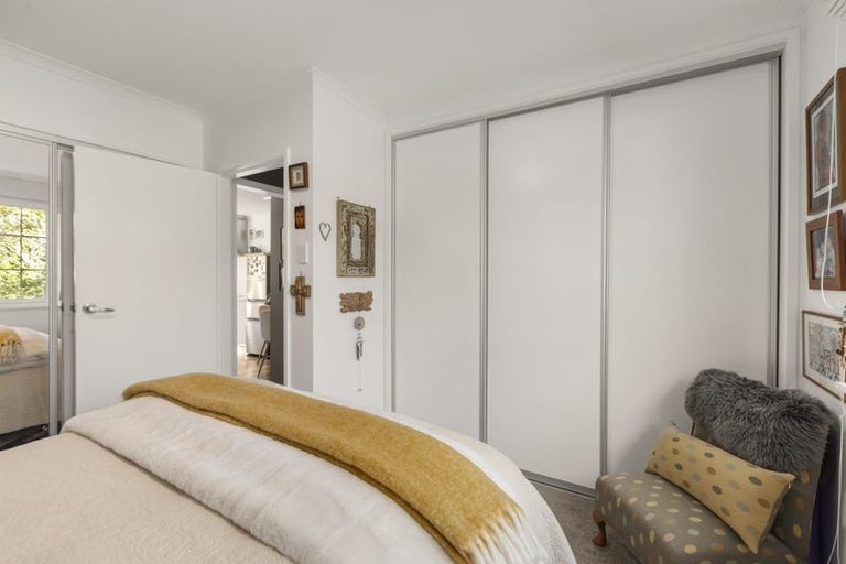 Photo of property in 300 Karori Road, Karori, Wellington, 6012