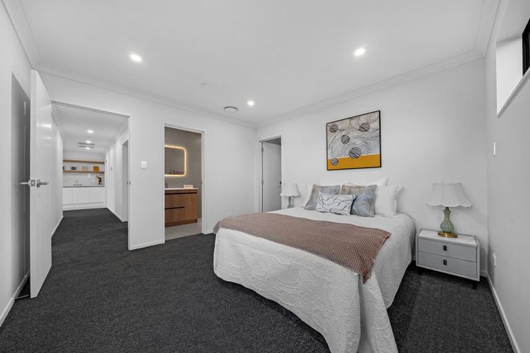 Photo of property in 34 Emerald Avenue, Rosehill, Papakura, 2113