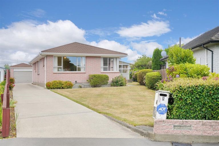Photo of property in 8 Wingate Street, Redwood, Christchurch, 8051