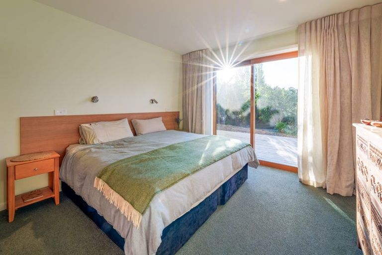 Photo of property in 337 Beacon Point Road, Wanaka, 9305